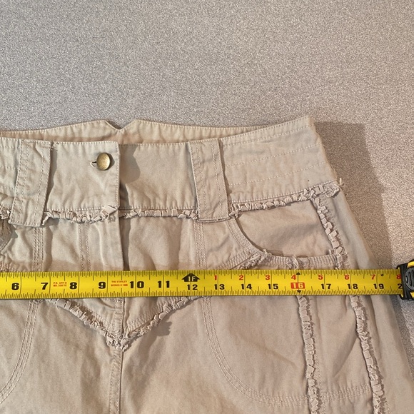 Nice Concept - beige mini skirt. Size M - Picture 7 of 8